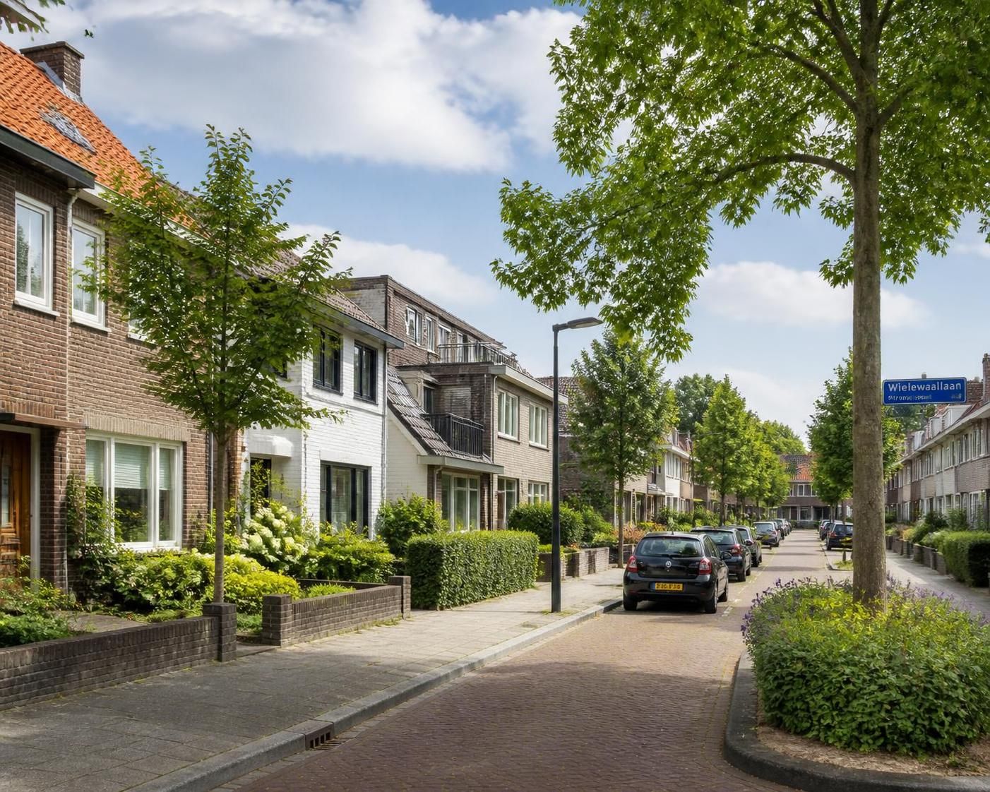 ontdek alles wat je moet weten over een huis kopen in eindhoven in 2026. tips, trends en belangrijke informatie om je droomhuis te vinden.